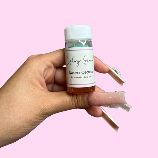Tweezer Cleaner